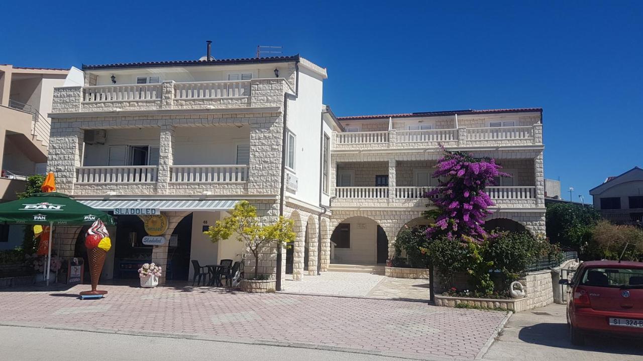 Goles Apartments-First Row To The Sea Rogoznica (Sibenik-Knin) Exterior foto